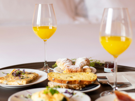 Hospitality, food & beverage
