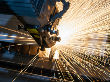 Manufacturing, industrial & logistics
